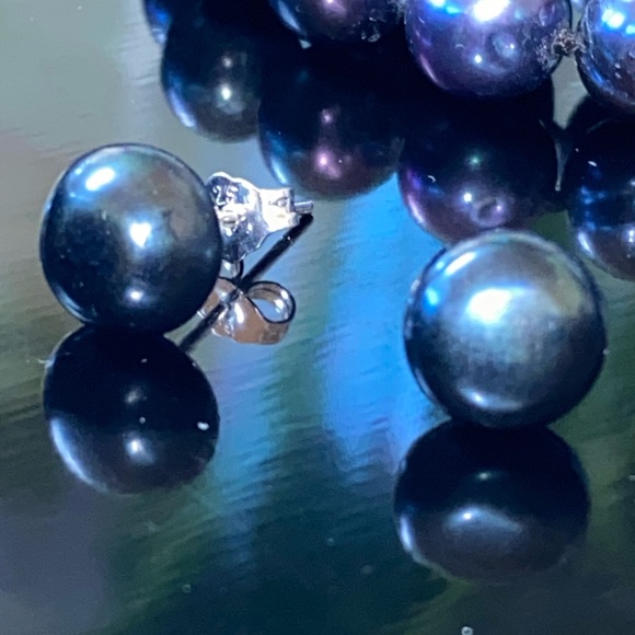 Genuine Black Akoya Pearl Necklace 18” - Picture 15 of 15